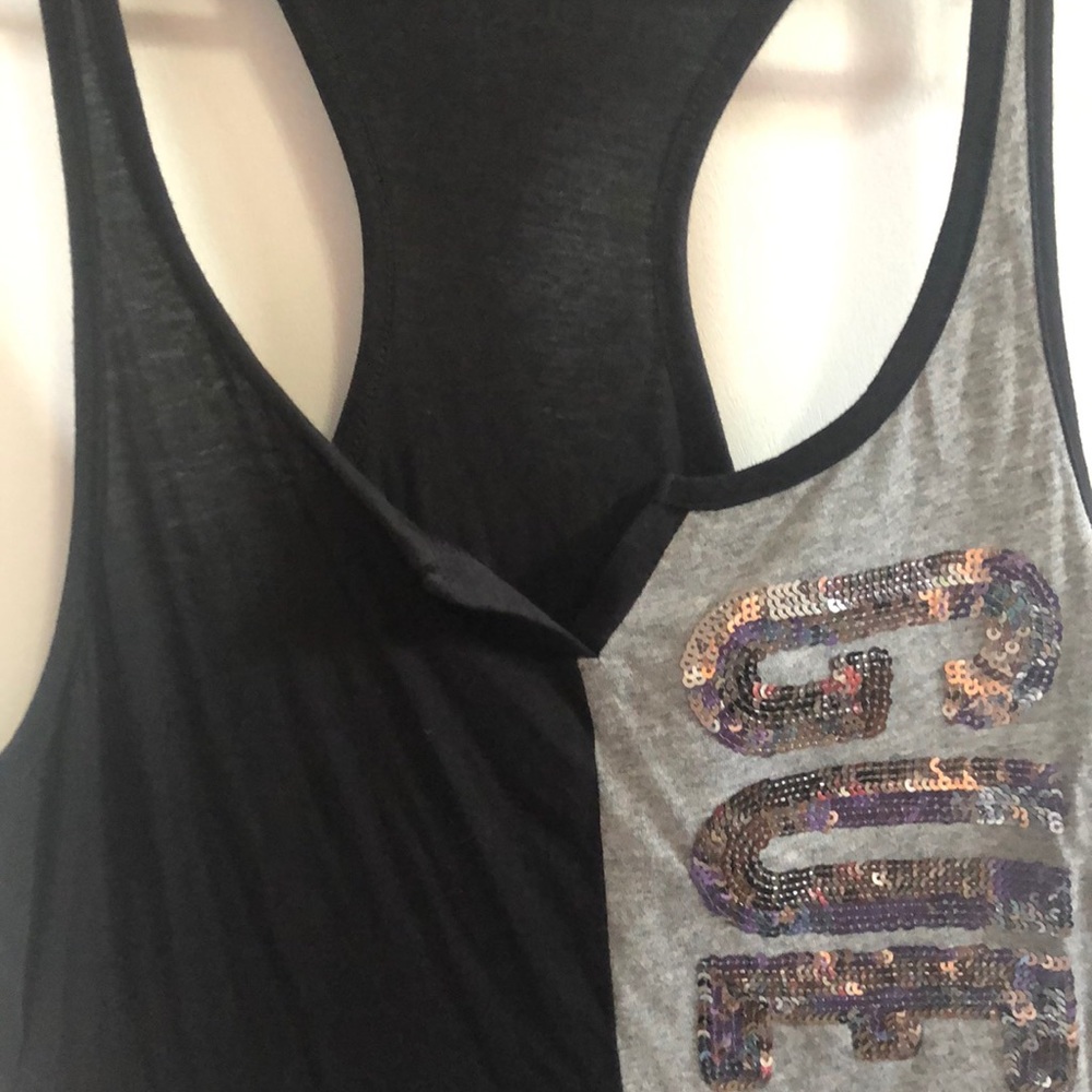 Guess sequined top🖤